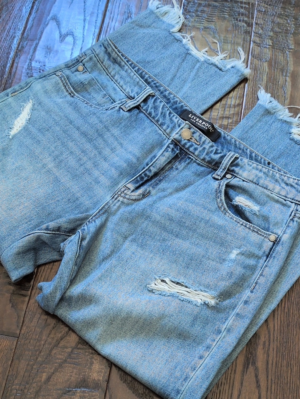 LIVERPOOL I  Light Blue Distressed Cropped Straight Soft Denim Jeans, 8/29